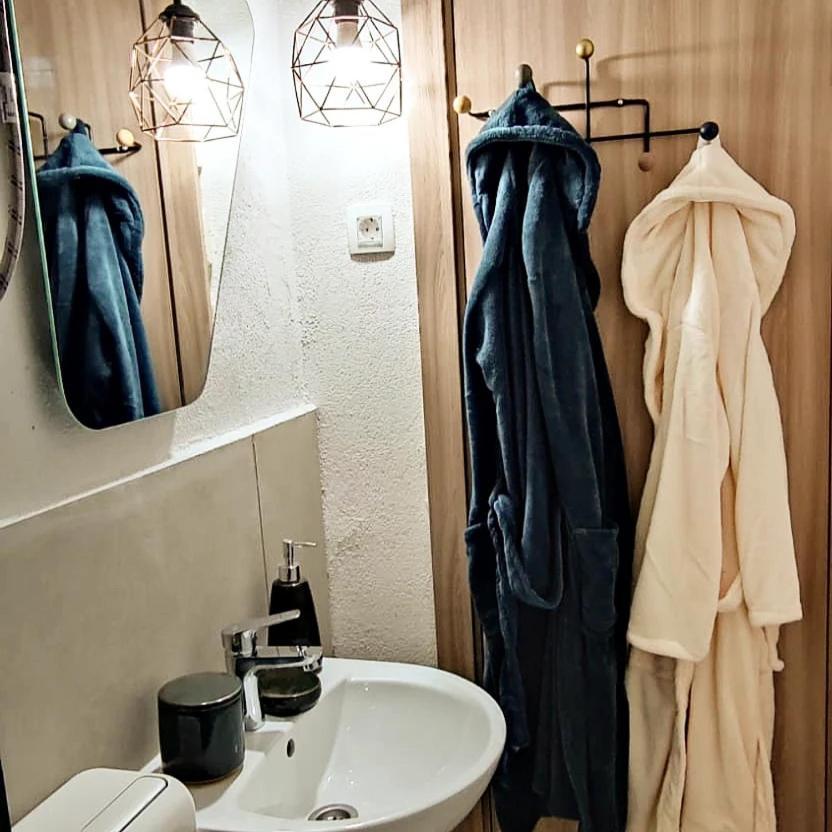 בודווה Bonaca Apartments מראה חיצוני תמונה